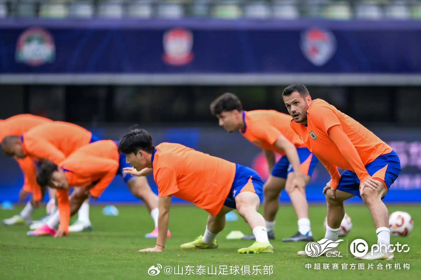 主场战胜劲旅，实现意外逆袭