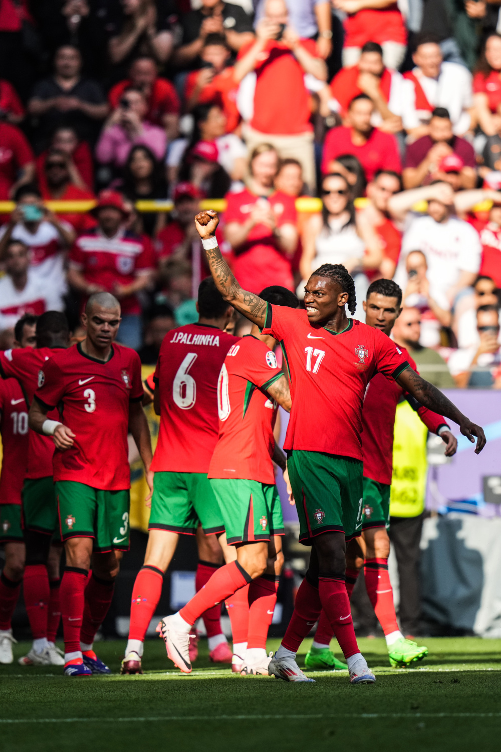 葡萄牙小组稳定，匈牙利无计可施的简单介绍