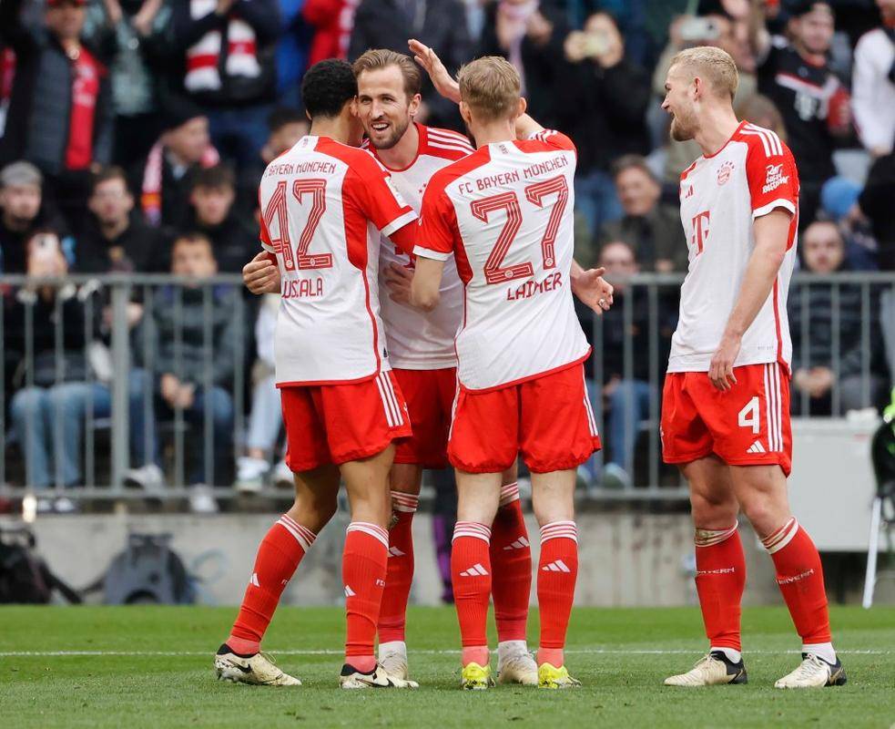 萨格勒布小指队在欧国联赛中爆冷击败对手 萨格勒布小指队在欧国联赛中爆冷击败对手