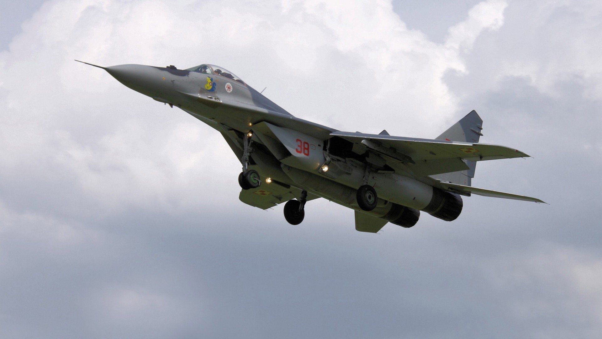 铁血防线与孤胆英雄，奥地利锁死南非的战术教科书，布鲁诺在德甲争冠战上演神之接管