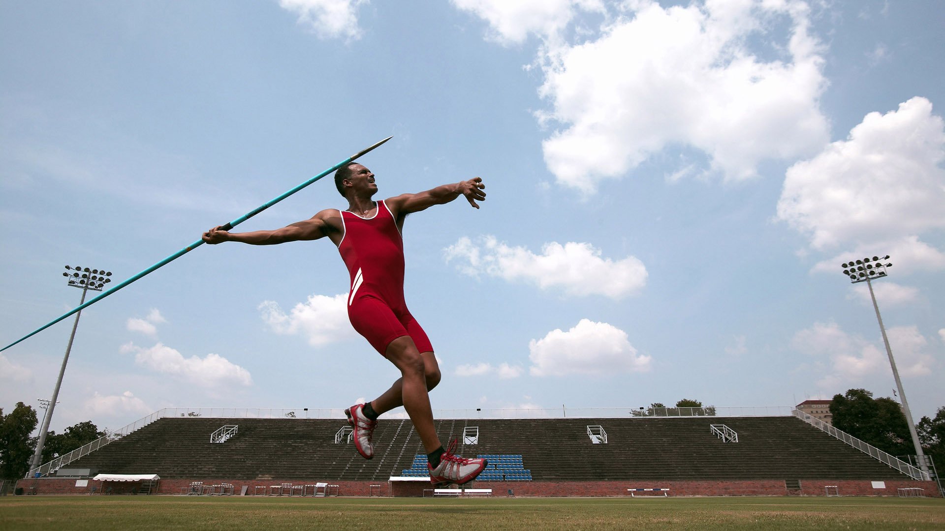 新王加冕!班凯罗镇压时代已至,骑士铁蹄无情碾碎纽约幻梦