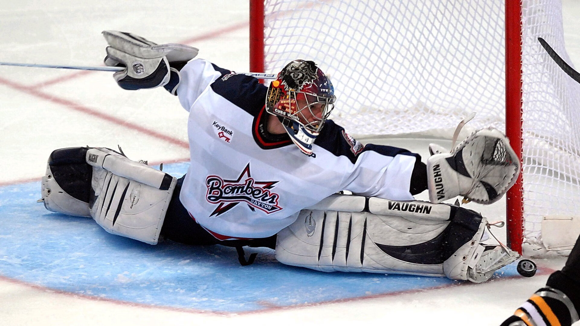 绝境叙事,当北京队咬碎钢牙,莫兰特刺破西决之夜